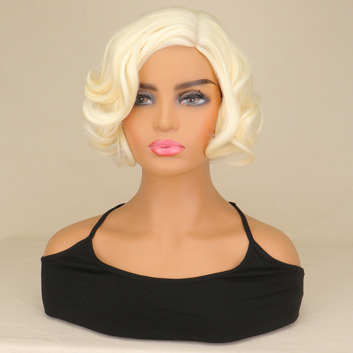 Peruki syntetyczne damskie, kr – Women'S Accessories In The 60S recenzja i cena